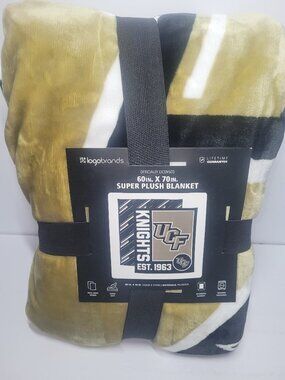UCF Knights Oversized Super Plush Blanket  60" X 70" New in Original Packaging